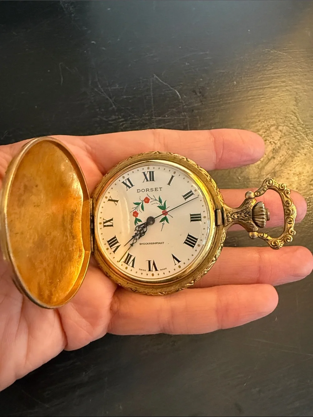 Vintage Dorset Gold Tone Wind Up Pocket Watch Hunting ascend Dog Deer